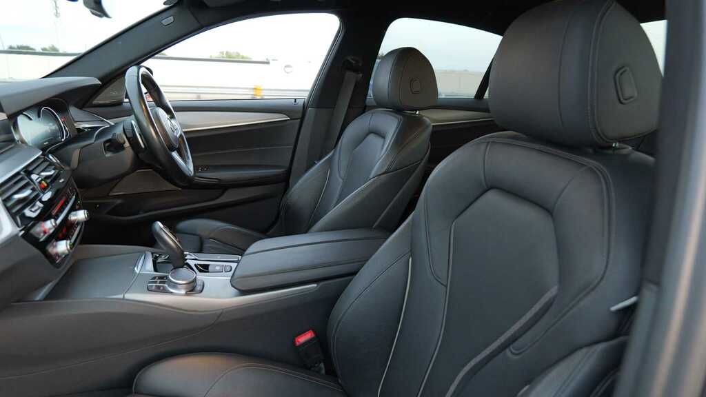 BMW 5 Series M Sport Black #22
