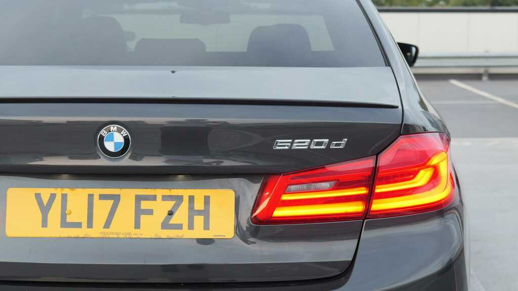 BMW 5 Series M Sport Black #17