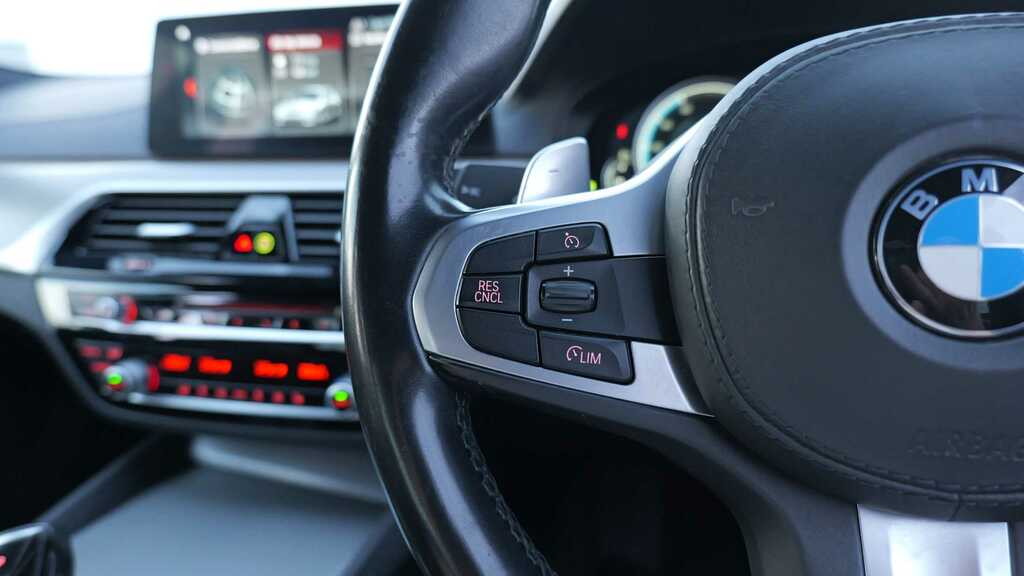 BMW 5 Series M Sport Black #31