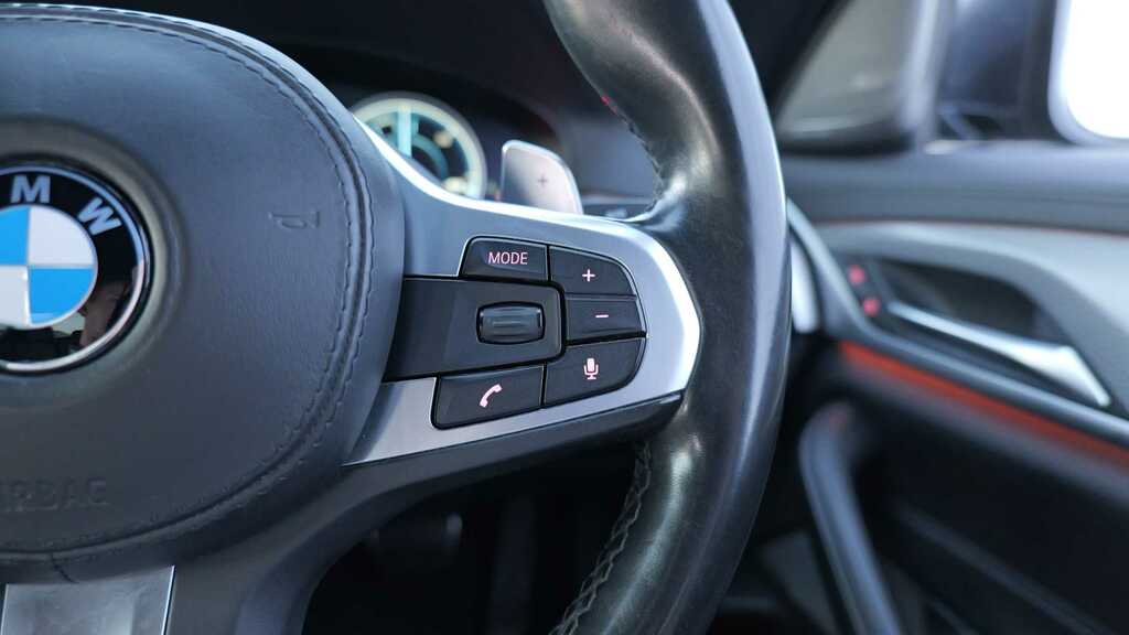 BMW 5 Series M Sport Black #32