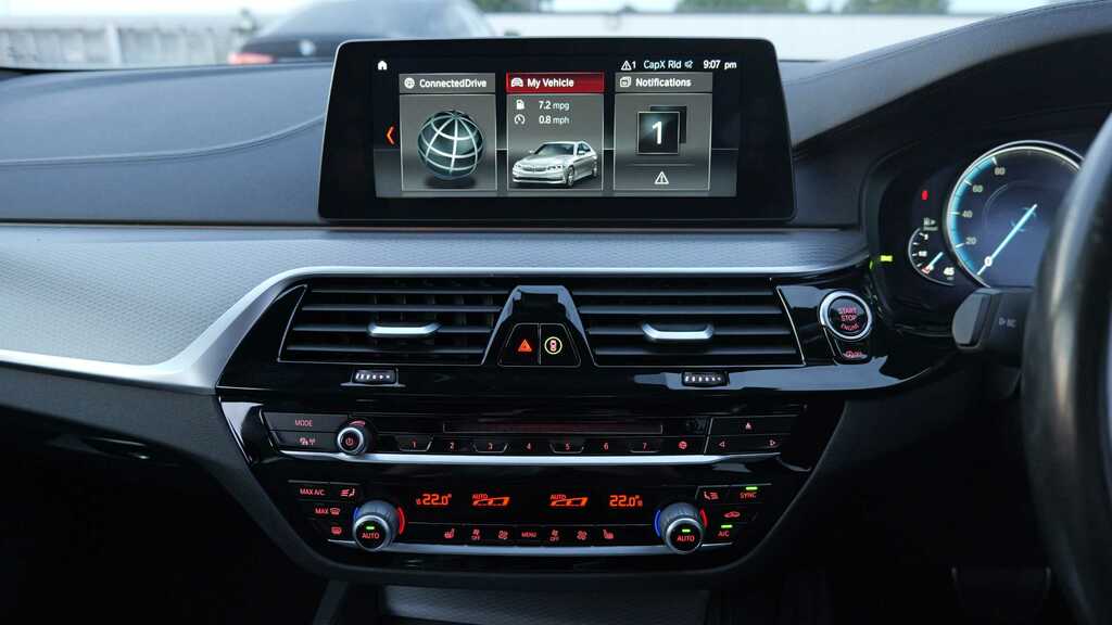 BMW 5 Series M Sport Black #8