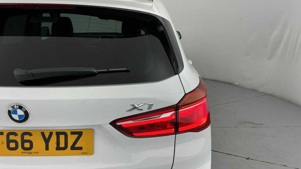 BMW X1 Xdrive 20I Xline Step White #24