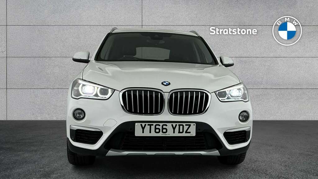 BMW X1 Xdrive 20I Xline Step White #8
