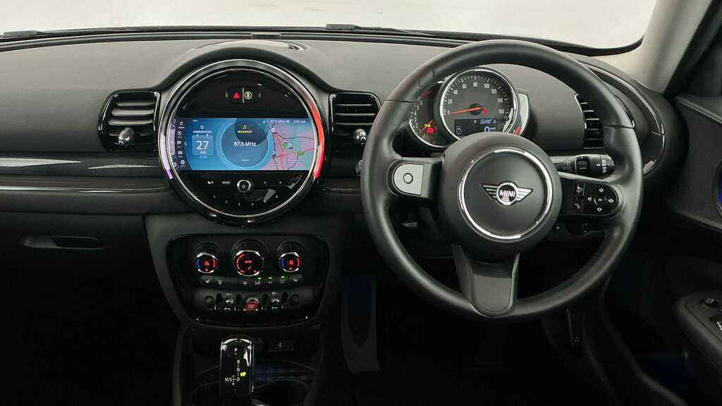 Mini Clubman 1.5 Cooper Classic 6Dr 2022 Black #4