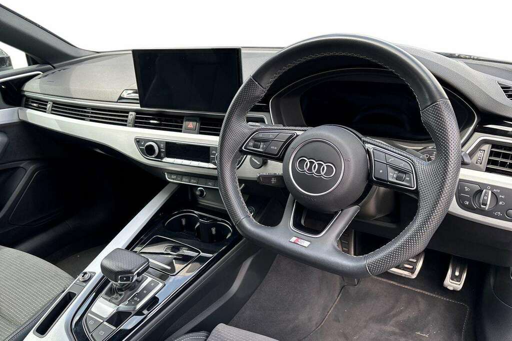 Audi A5 35 Tfsi S Line S Tronic 2022 Black #5