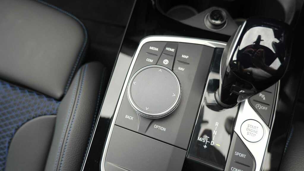 BMW iX3 G08 M Sport Pro Blue #24