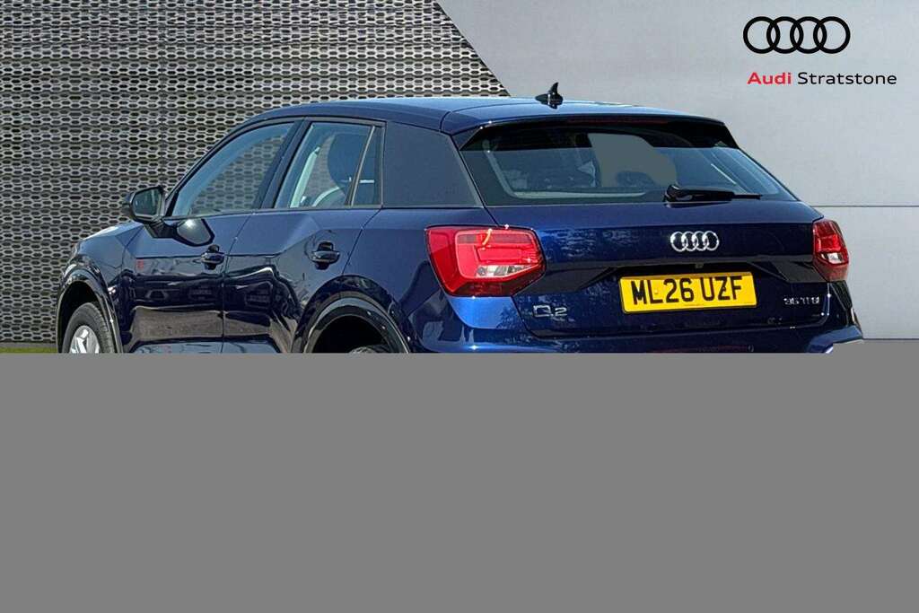 Audi Q2 35 Tfsi Sport S Tronic 2026 Blue #2