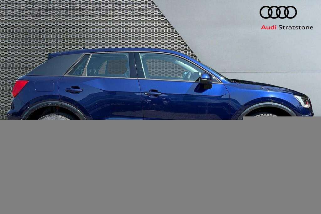 Audi Q2 35 Tfsi Sport S Tronic 2026 Blue #3