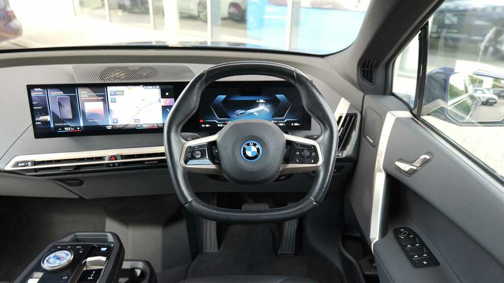 BMW iX 240Kw Xdrive40 M Sport 76.6Kwh 2022 Blue #5