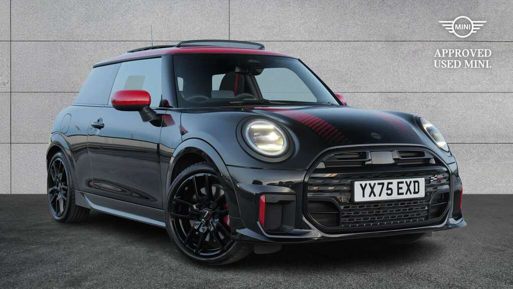 Mini Hatch 2.0 John Works Level 2 2025 Black
