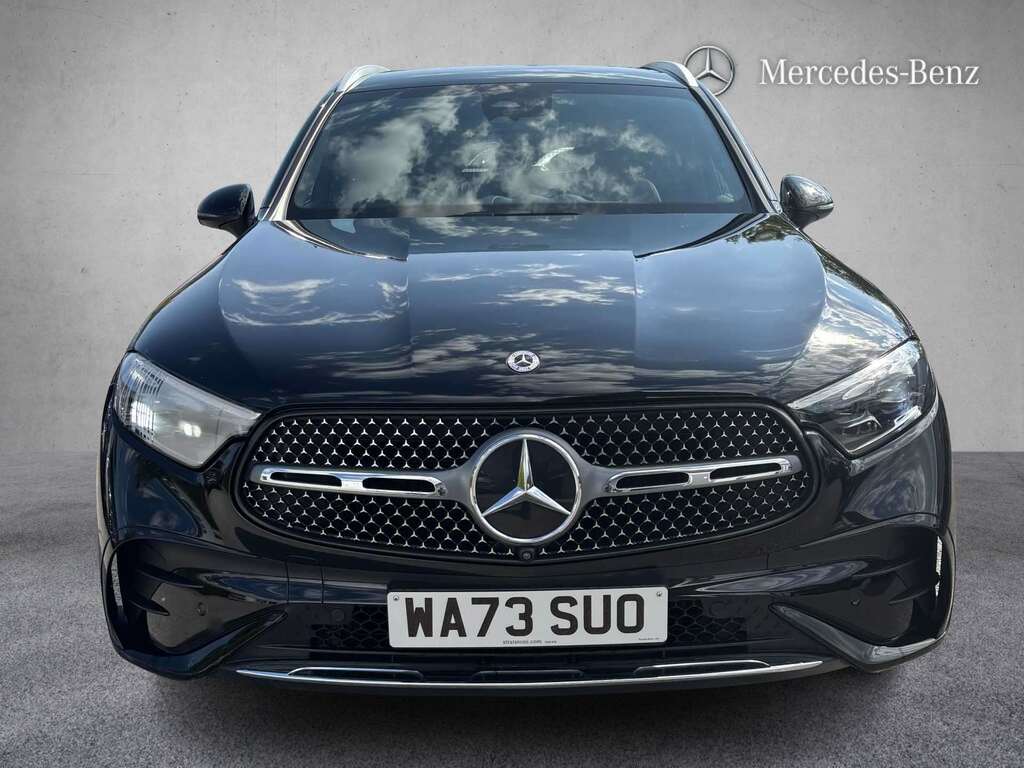 Mercedes-Benz GLC Class 300 4Matic Amg Line Premium 9G-tronic 2023 Black #3