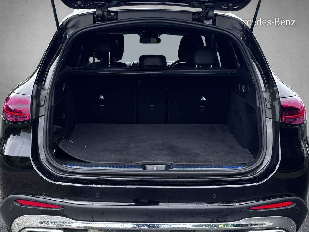 Mercedes-Benz GLC Class Glc 300 D Amg Line Premium Plus Grey #4