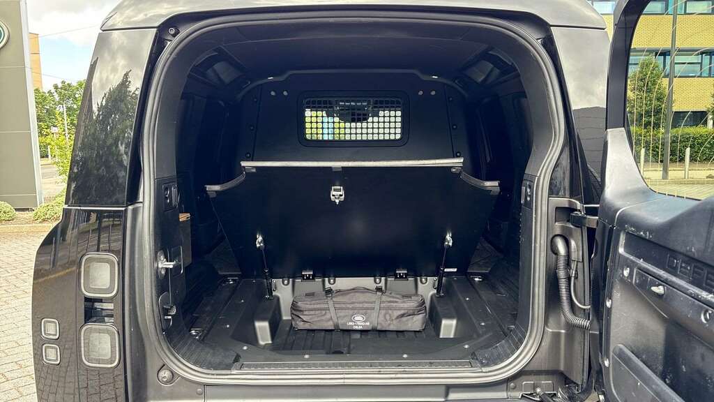 Land Rover Defender 110 D350 X-dynamic Se Black #10