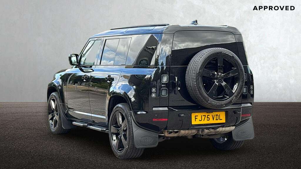 Land Rover Defender 110 3.0 D350 Hard Top X-dynamic Hse 2025 Black #2