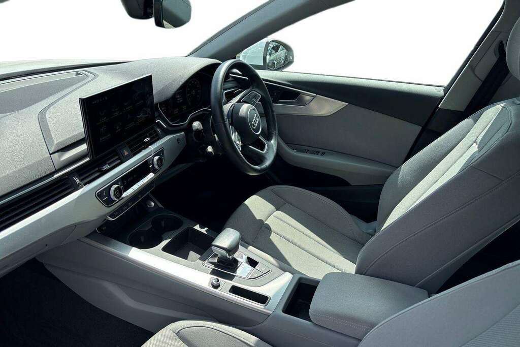 Audi A4 35 Tfsi Technik S Tronic 2022 White #2