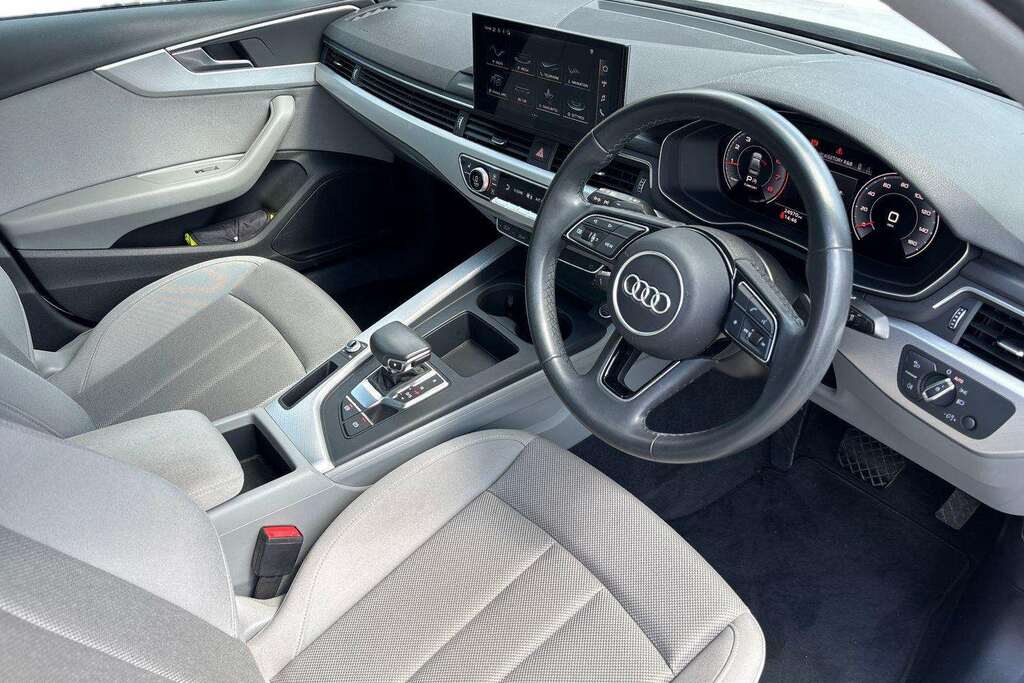 Audi A4 35 Tfsi Technik S Tronic 2022 White #6