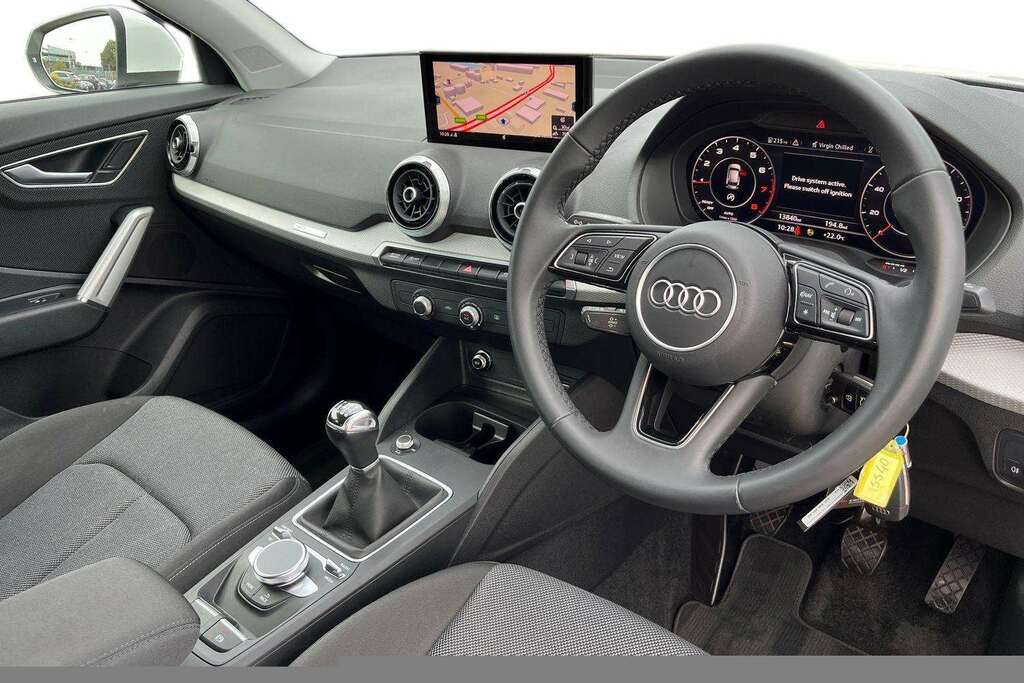 Audi Q2 30 Tfsi Sport 2023 White #6