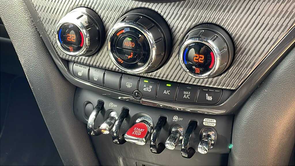 Mini Countryman 1.5 Cooper Exclusive Premium Plus Black #16