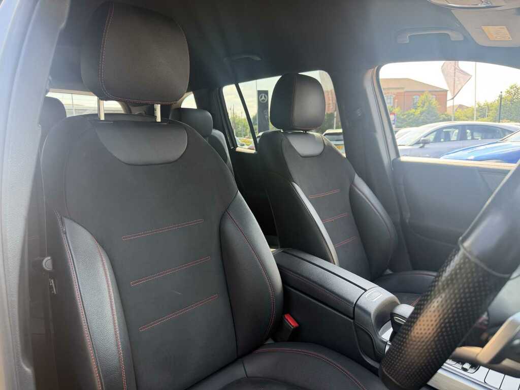 Mercedes-Benz GLB Class Glb 220D 4M Amg Line Premium Plus Night Edition Black #32