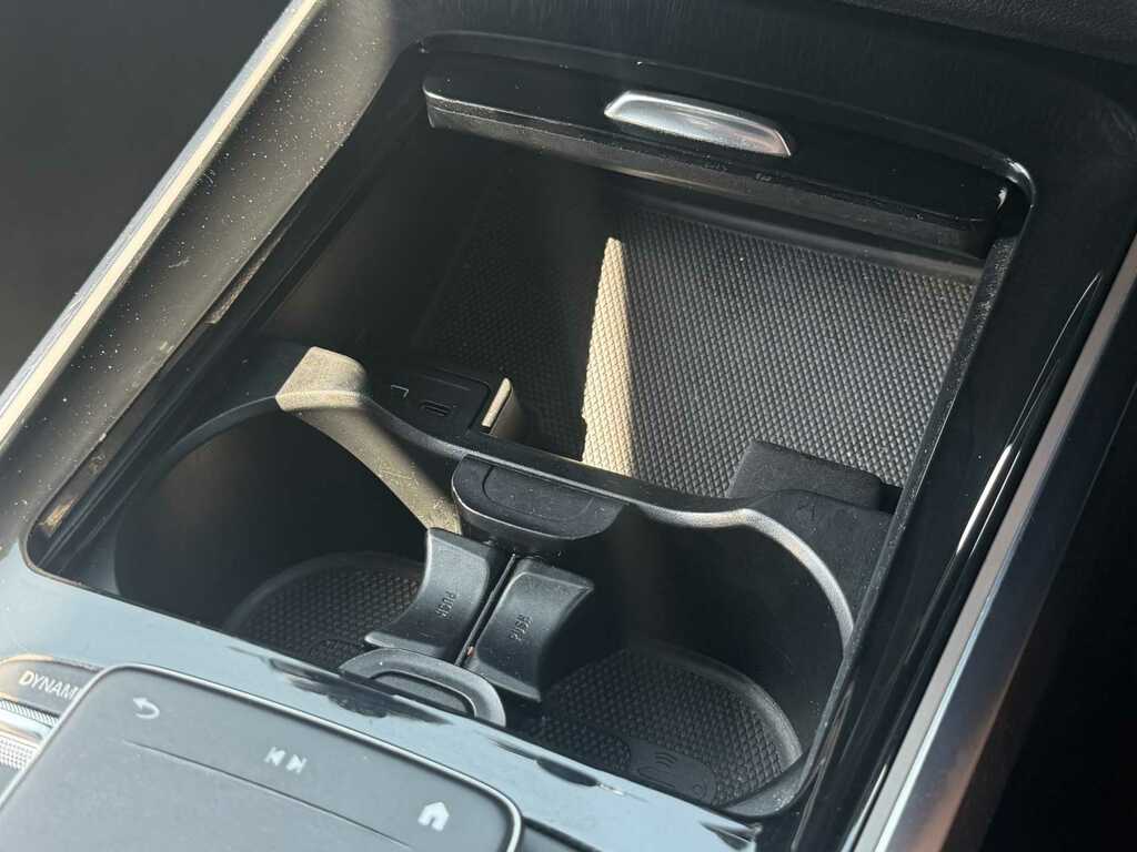 Mercedes-Benz GLB Class Glb 220D 4M Amg Line Premium Plus Night Edition Black #26