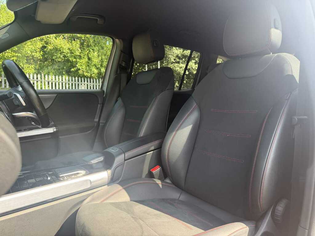 Mercedes-Benz GLB Class Glb 220D 4M Amg Line Premium Plus Night Edition Black #36