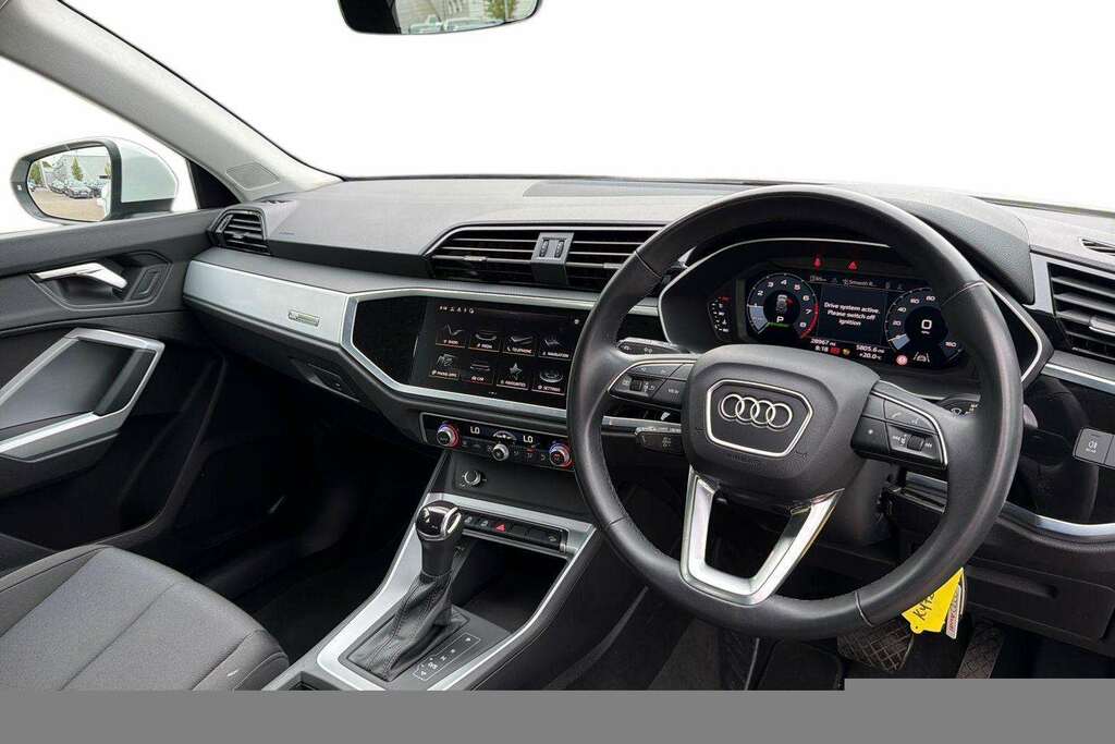 Audi Q3 35 Tfsi Technik S Tronic 2022 White #5