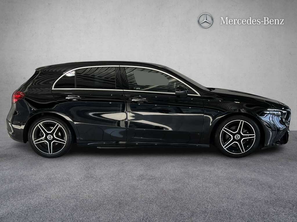 Mercedes-Benz A Class A200 Amg Line Executive 2025 Black #4