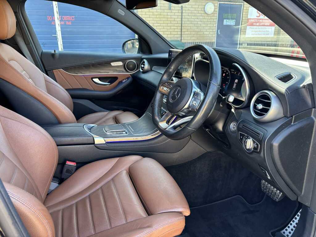 Mercedes-Benz GLC Class Glc 220D 4Matic Amg Line Premium 9G-tronic 202 Black #3