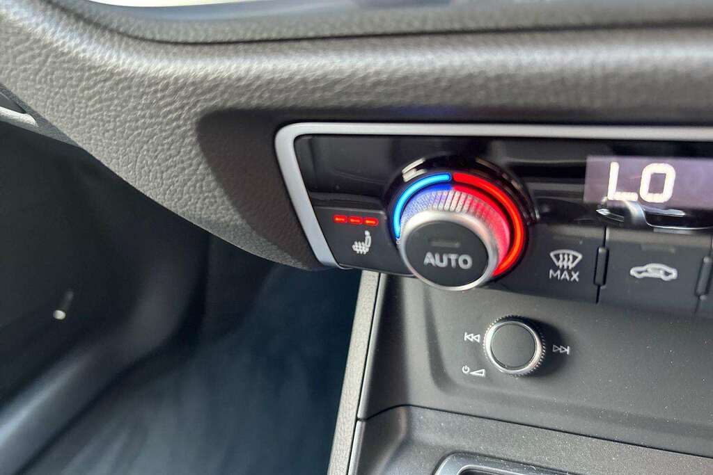 Audi Q3 35 Tfsi Sport Grey #26