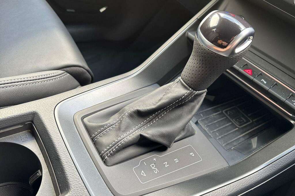 Audi Q3 35 Tfsi Sport Grey #14