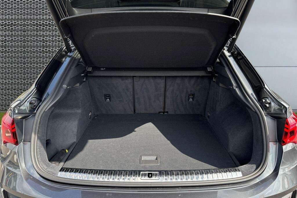 Audi Q3 35 Tfsi Sport Grey #12