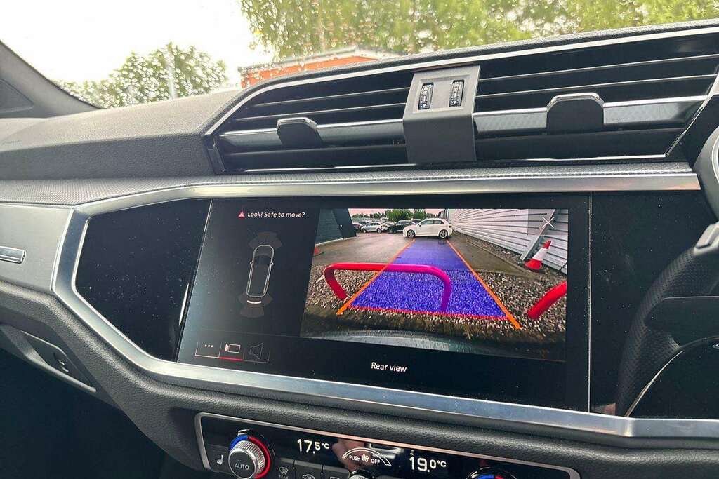 Audi Q3 S Line 35 Tfsi 150 Ps 6-Speed Blue #19