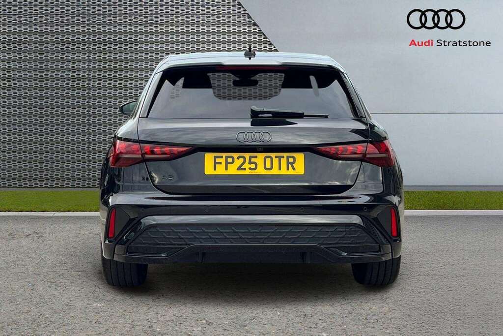 Audi A3 1.5 Tfsi 150 Black Edition S Tronic  #5