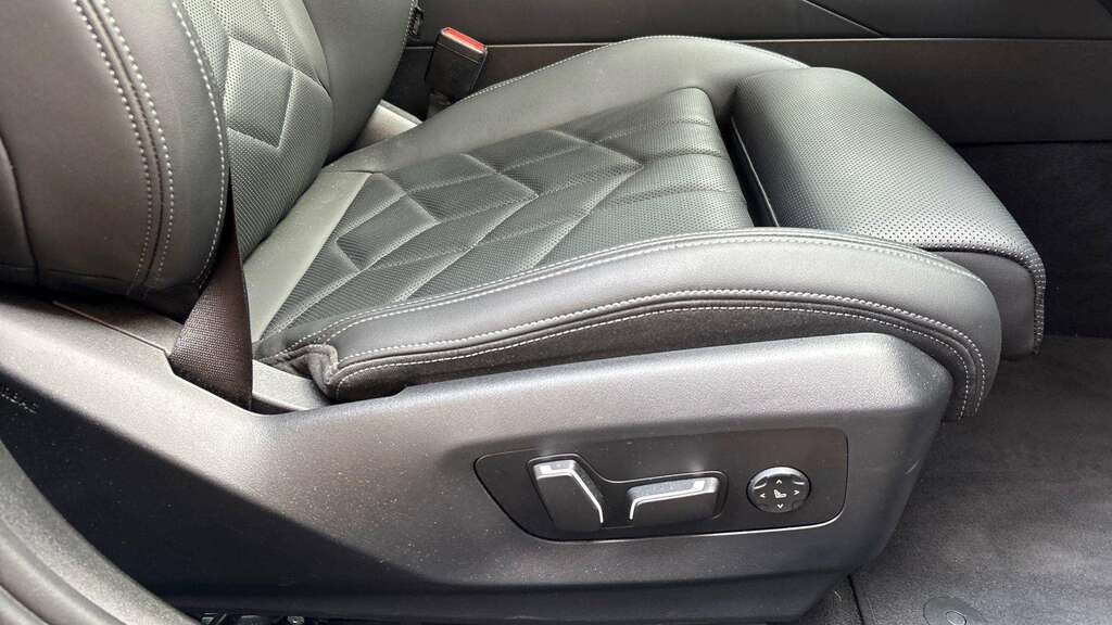 BMW 5 Series 530E M Sport Tech Pluscomfort Plus White #15