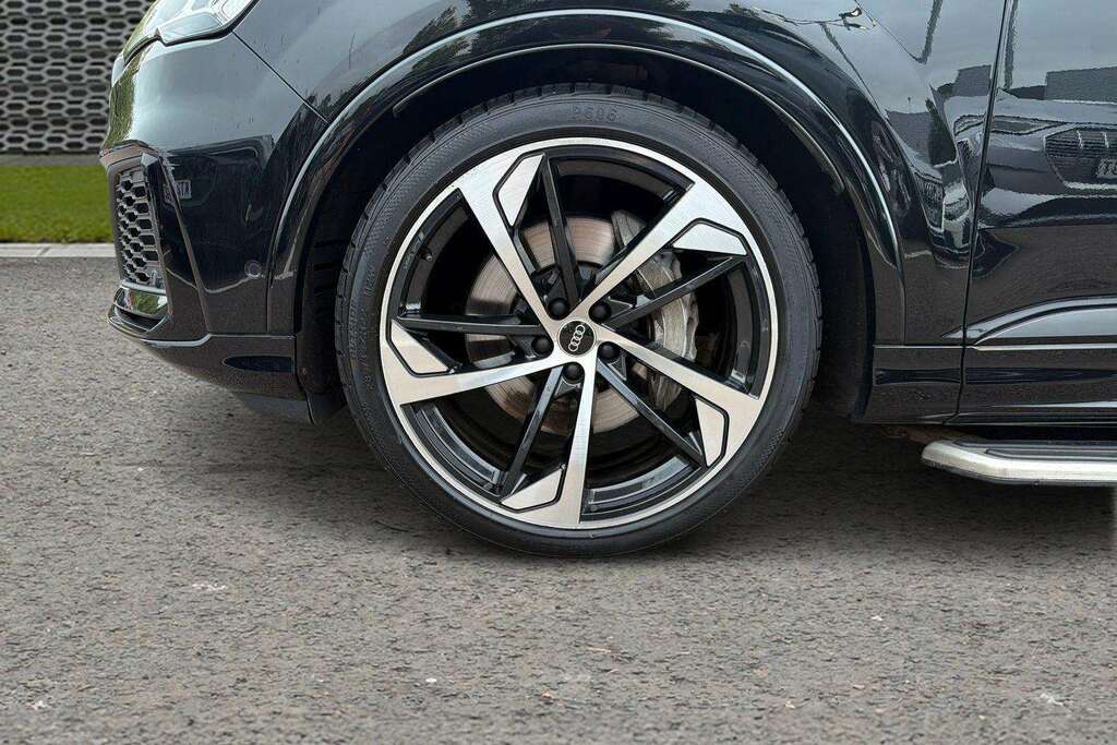 Audi Q7 55 Tfsi Quattro Black Edition Tiptronic 2022 Black #5