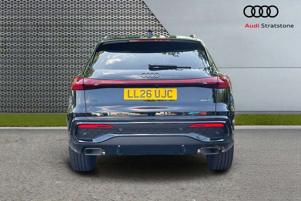 Audi Q5 2.0 Tfsi E Quattro 299 Sport S Tronic 2026 Black #4