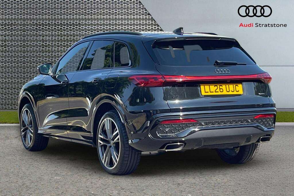 Audi Q5 2.0 Tfsi E Quattro 299 Sport S Tronic 2026 Black #2