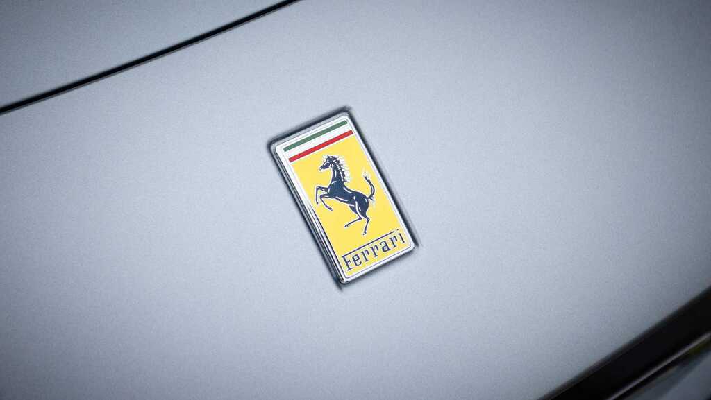 Ferrari Roma Roma S-a Red #25