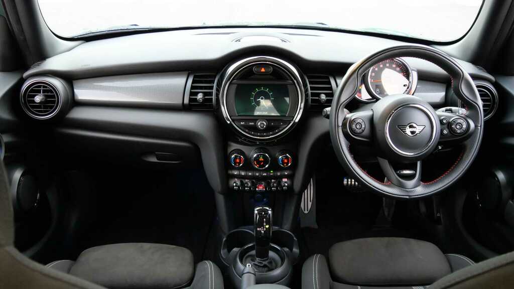 Mini Hatch 1.5 Cooper Sport II Comfortnav Pack 20 Green #4