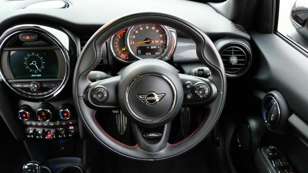 Mini Hatch 1.5 Cooper Sport II Comfortnav Pack 20 Green #5