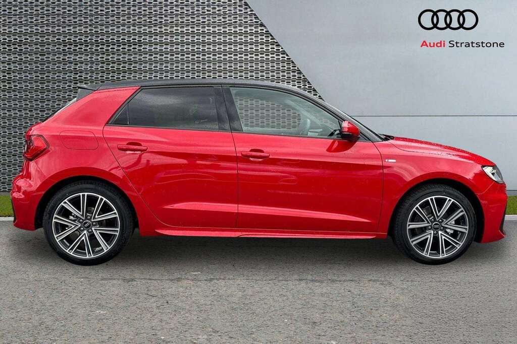 Audi A1 30 Tfsi S Line S Tronic 2026 MV26JZU Red #4