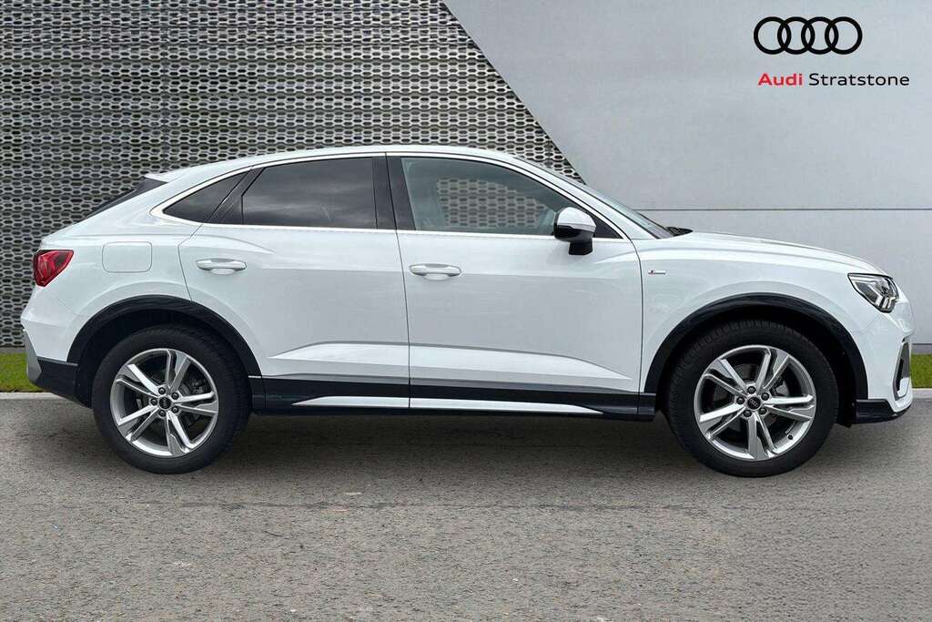 Audi Q3 35 Tfsi S Line Leather 2024 #4
