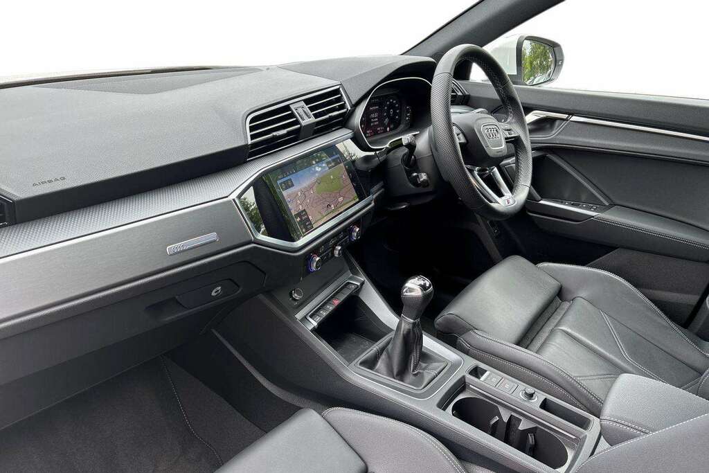 Audi Q3 35 Tfsi S Line Leather 2024 #2