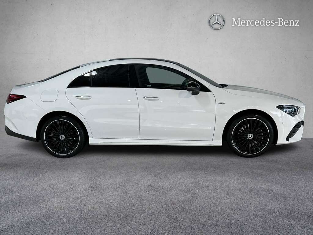 Mercedes-Benz CLA Class 250E Amg Line Premium Plus Tip 2025 White #4