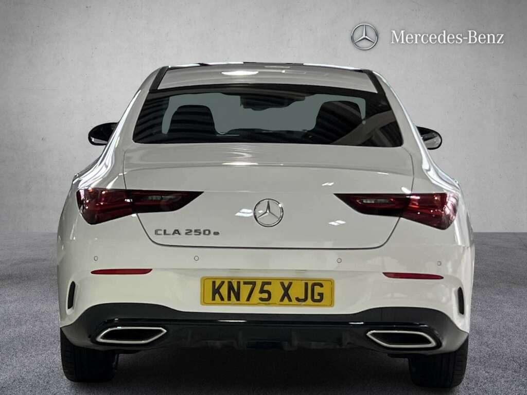Mercedes-Benz CLA Class 250E Amg Line Premium Plus Tip 2025 White #5
