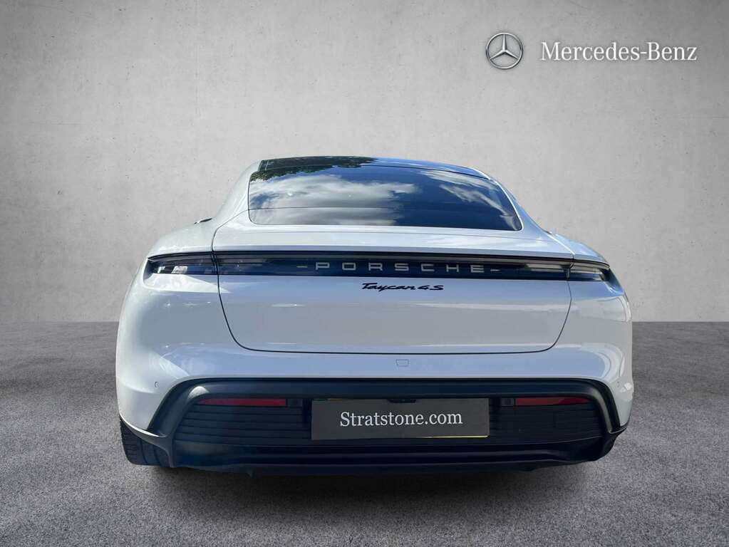 Porsche Taycan 390Kw 4S 79Kwh 2020 White #5