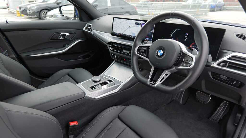 BMW 3 Series 320I M Sport Step 2025 YL75CXV Blue #6