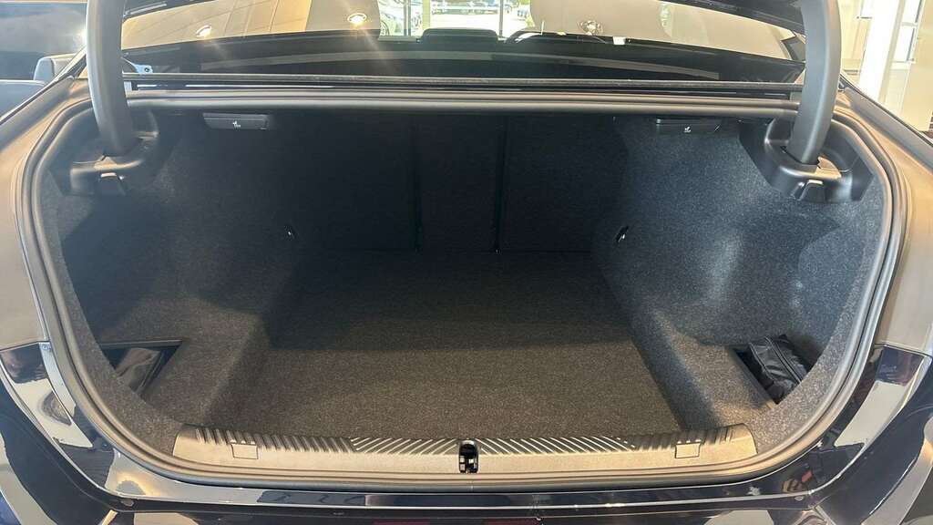 BMW i5 I5 Edrive40 M Sport Saloon Black #14