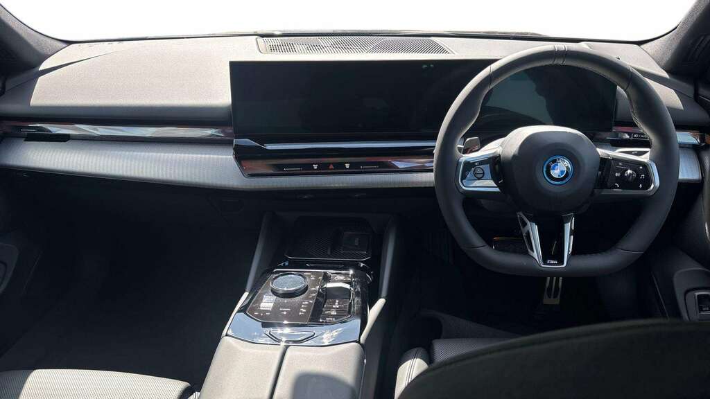 BMW i5 250Kw Edrive40 M Sport 84Kwh 2025 Black #5