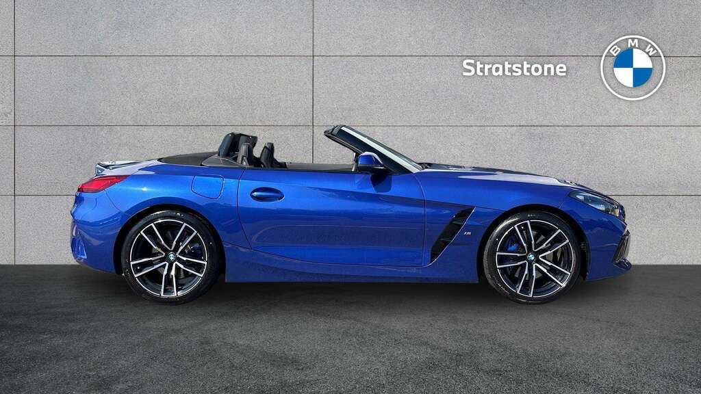 BMW Z4 Sdrive 20I M Sport 2025 Blue #3